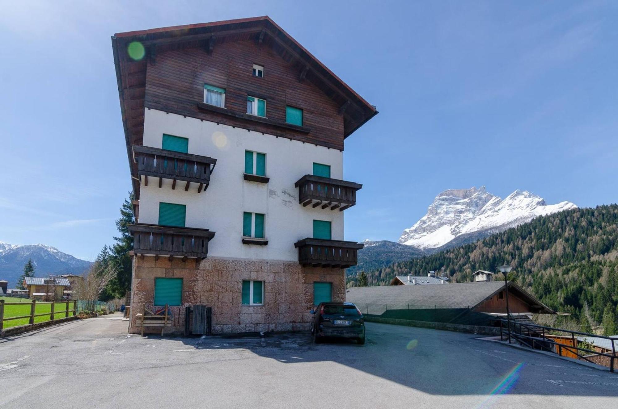 Appartamento Continental - 8 Posti Letto San Vito di Cadore Exterior foto
